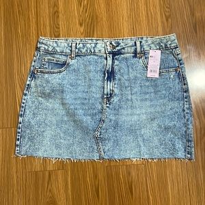 NWT Wild Fable Denim Skirt sz 18